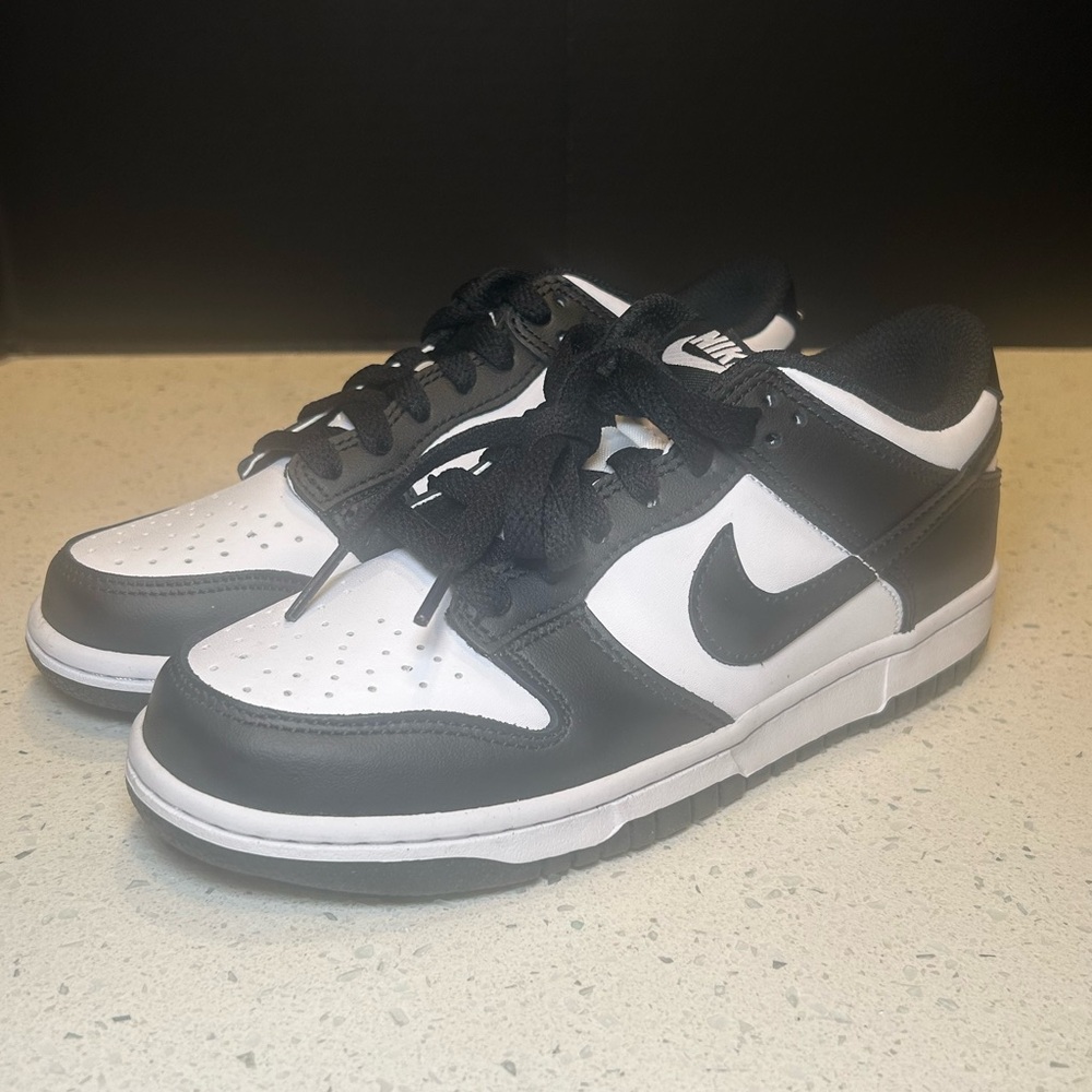 NIKE DUNK LOW PANDA BLACK WHITE